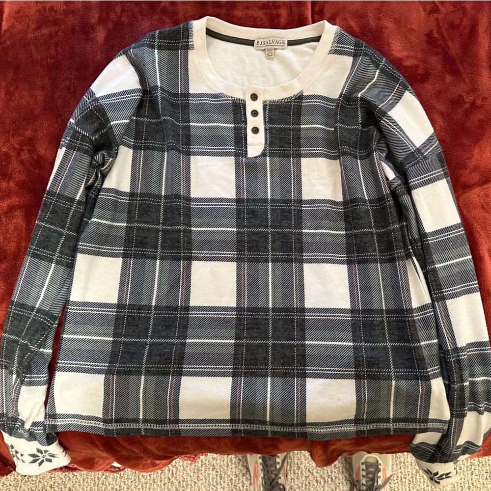 PJ Salvage PJ Top- Size M